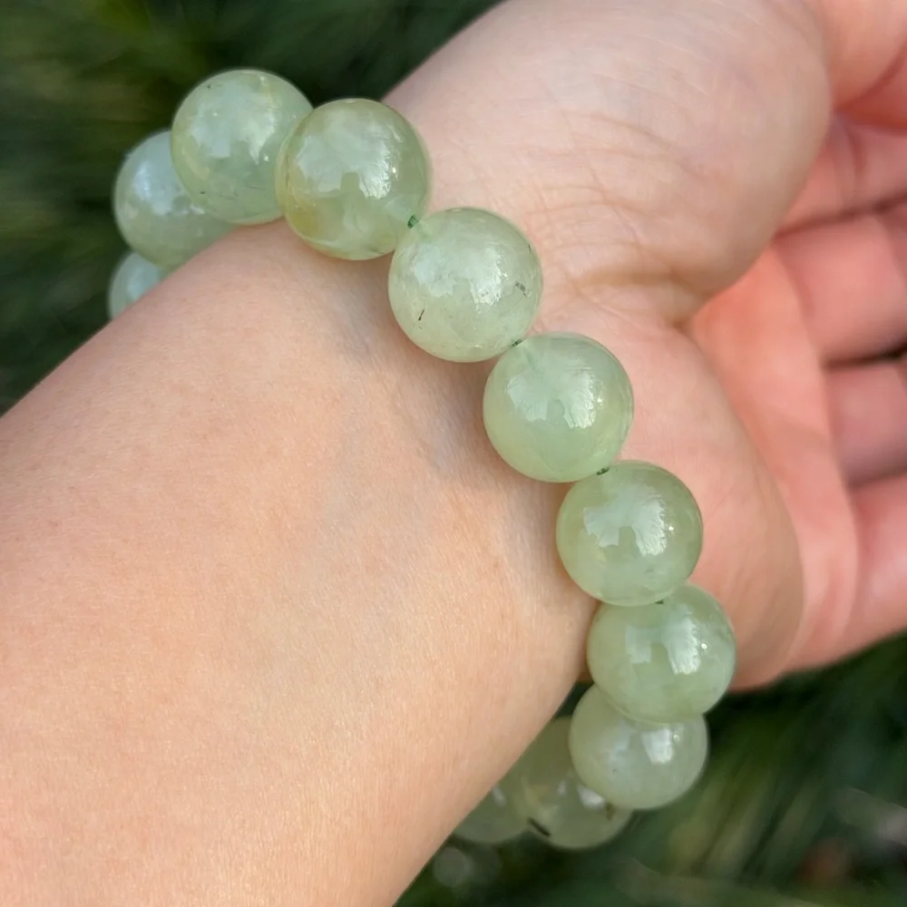 14mm stretchable‎ prehnite bracelet 1187